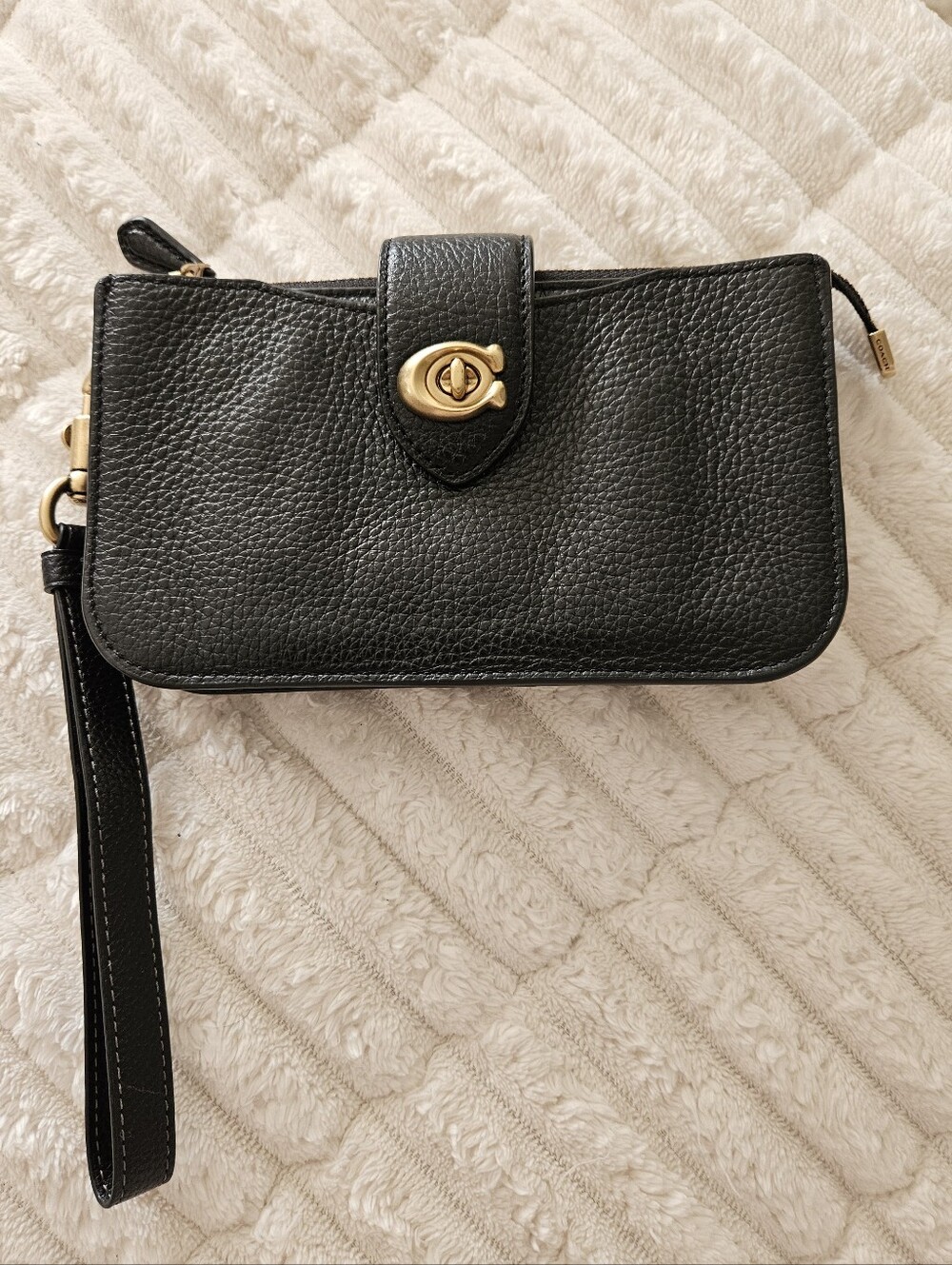 Coach Black Leather Wristlet Wallet/Clutch
